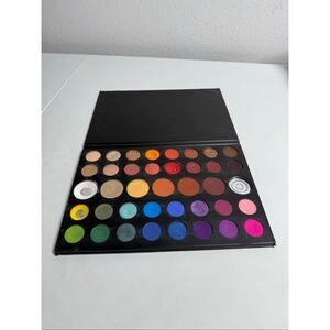 The Morphe x James Charles Artistry Palette Eyeshadow Used